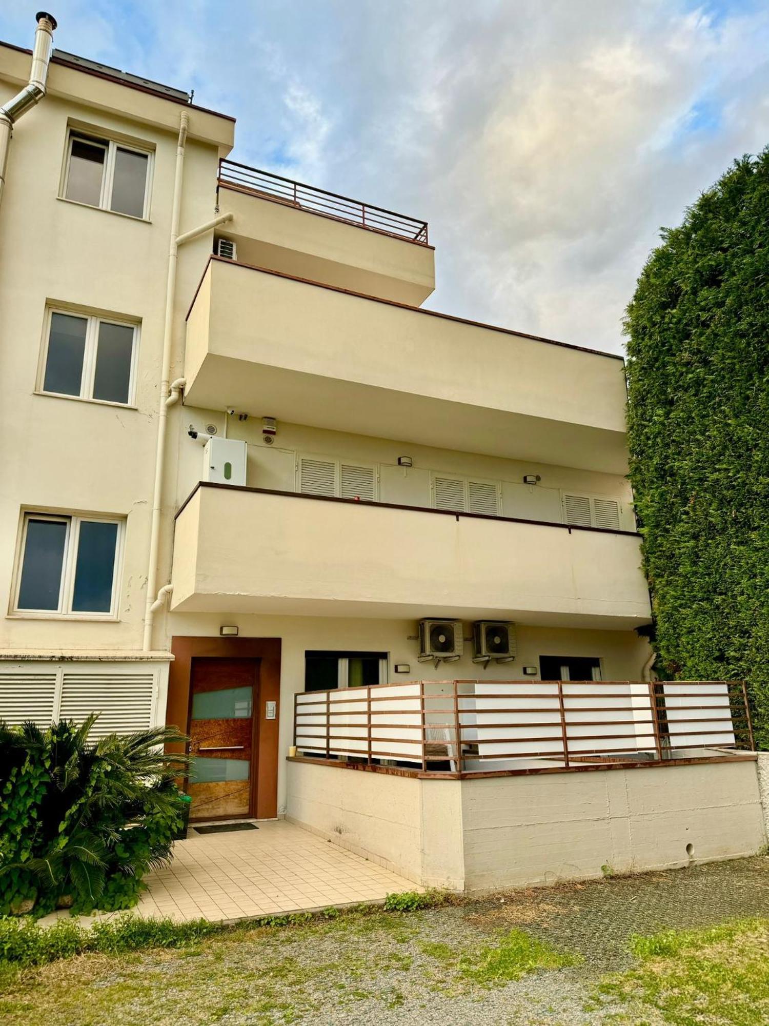 Bed and Breakfast Il Ruggi Bb Salerno Esterno foto